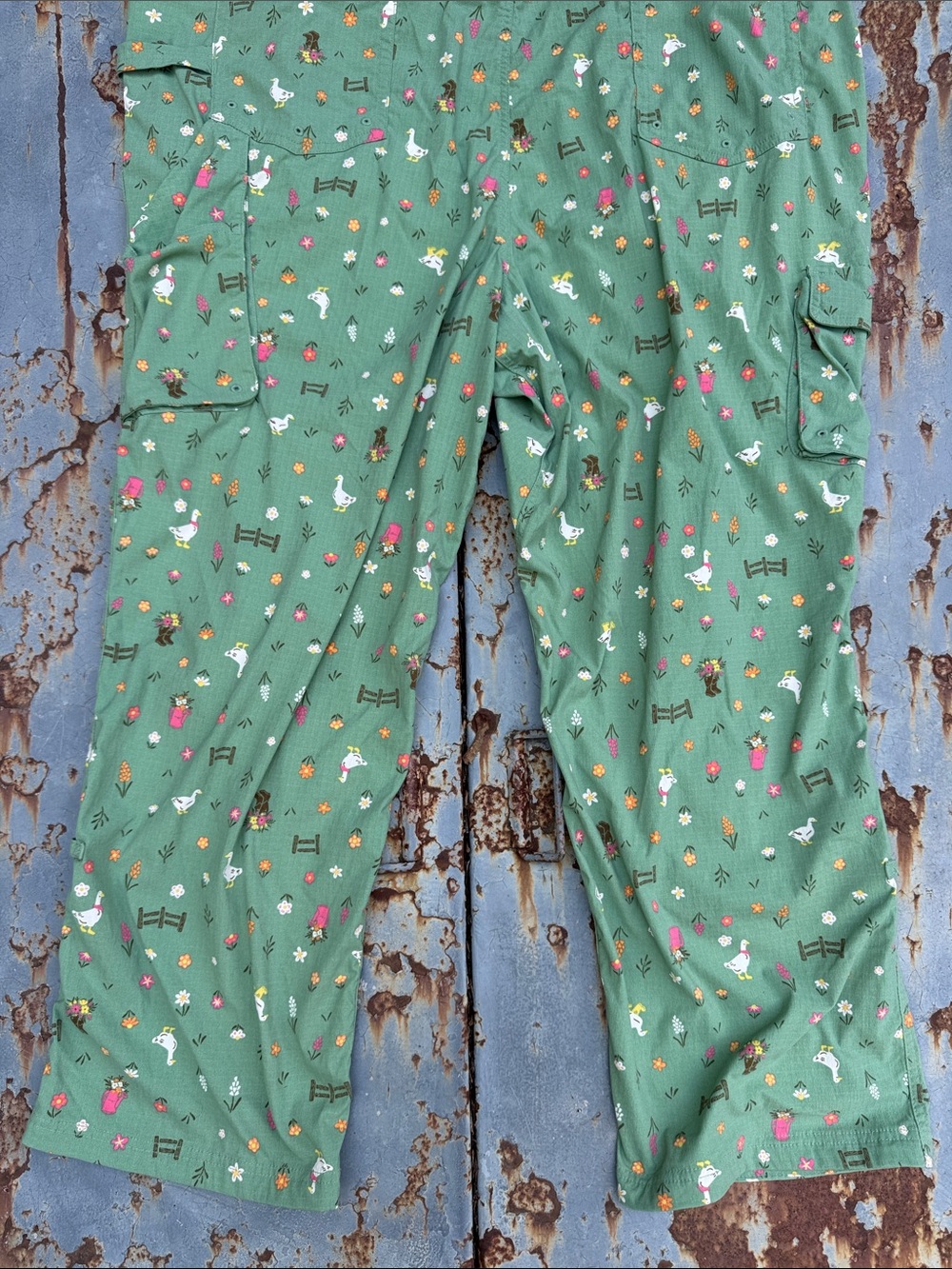 Limited Edition Duluth Heirloom
Gardening Overalls - Picture 9 of 11